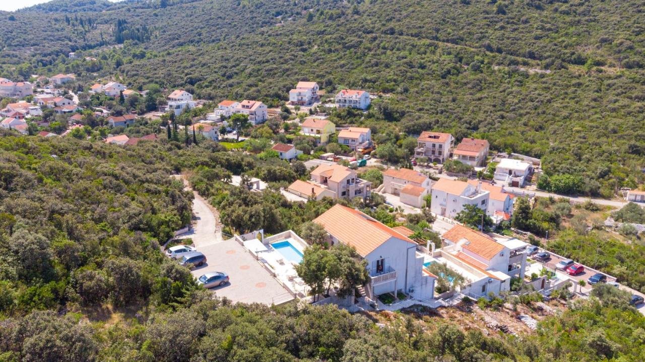 Villa Castello Residence Zrnovo Exterior foto