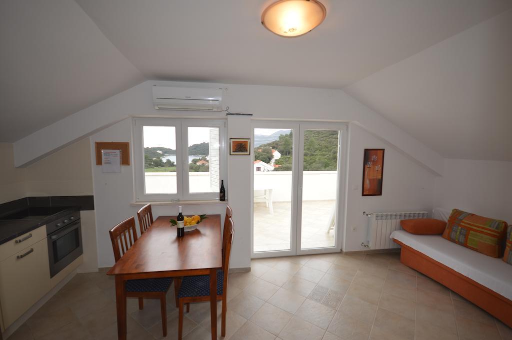 Villa Castello Residence Zrnovo Quarto foto