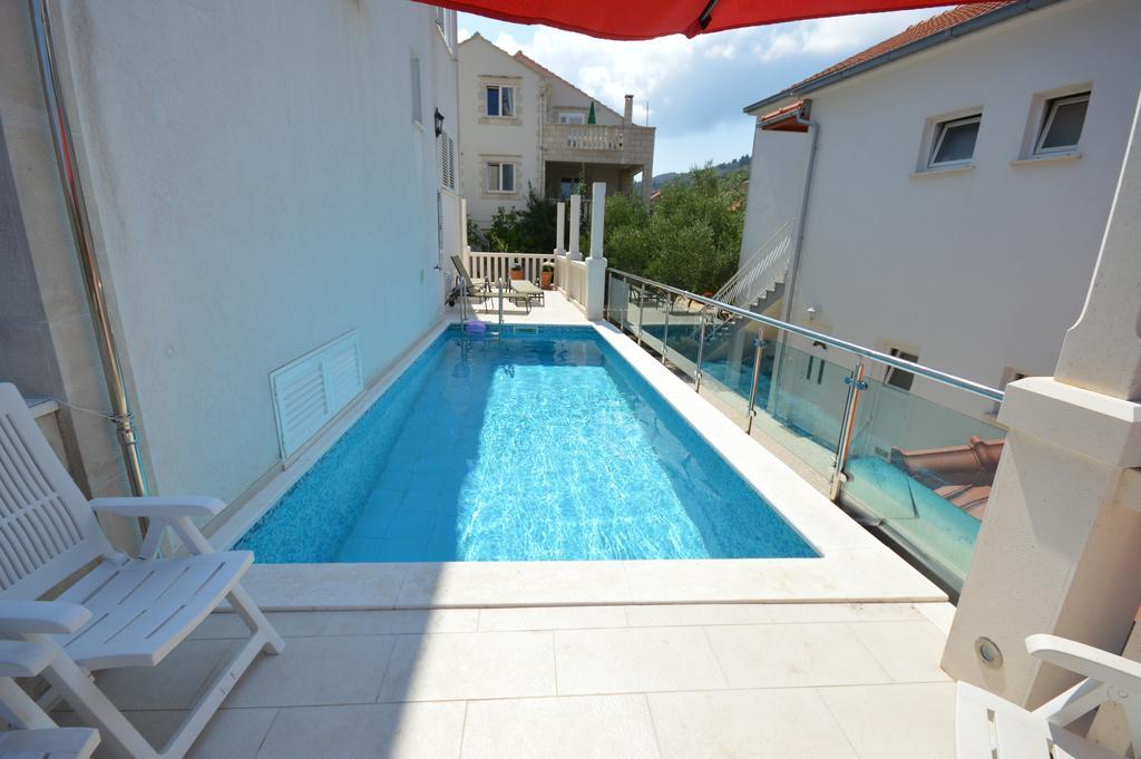 Villa Castello Residence Zrnovo Exterior foto